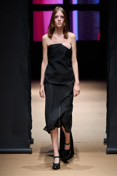 Look 52